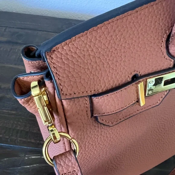 Tan Structured Satchel with Gold Hardware - Picture 5 of 11